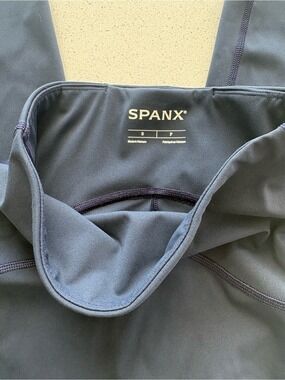 SPANX Navy High-Waist Leggings
